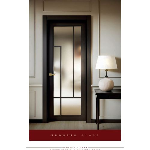 Lacquered collection door model 950VP12 in Dark with Medium handle in Polished Brass.