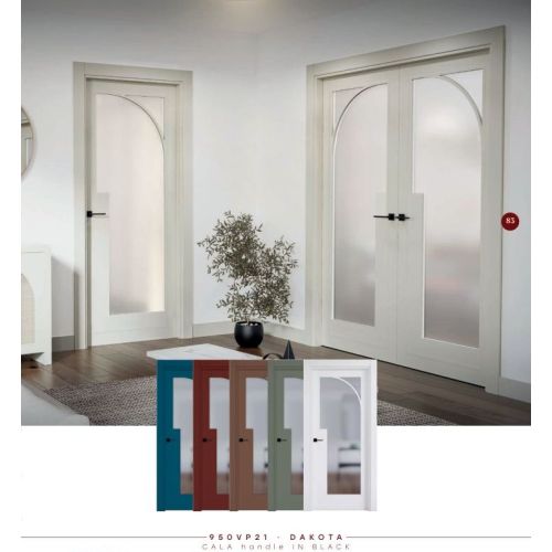 Lacquered collection door model 950VP21 in Dakota with Cala handle in Black.
