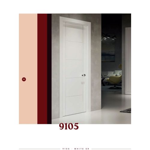 Lacquered collection door model 9105 with Medium handle in Polished Chrome.