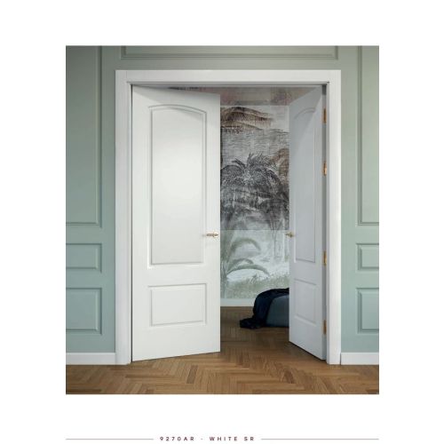 Lacquered collection door model 9270AR in White SR with Carola handle in Polished Brass.