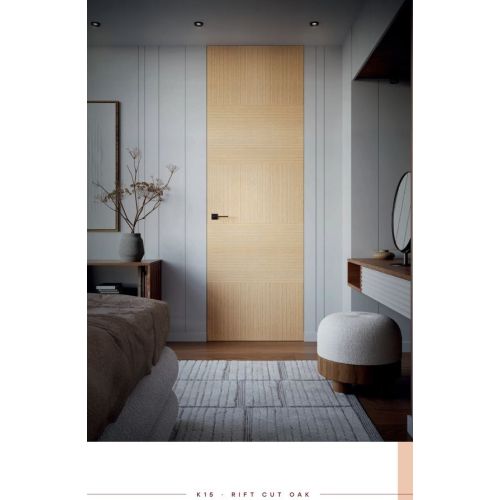 Minimal collection floor-to-ceiling door model K15 in Rift Cut Oak with Cala handle in Black.