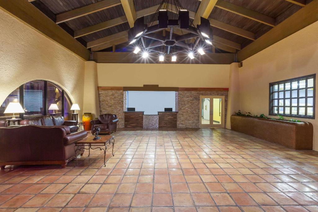 Days Inn Uvalde TX